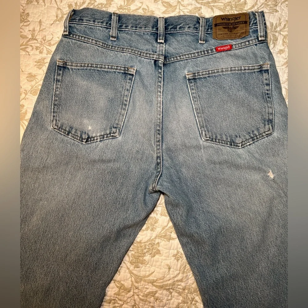 Vintage 90s Wrangler Regular Fit Straight Leg Distressed Jeans Denim size 12 - Picture 11 of 14